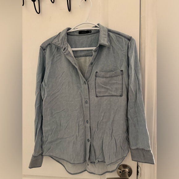 Good clothes with cheap price :) $15/each - Picture 9 of 10